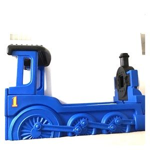 Tomas the train bed